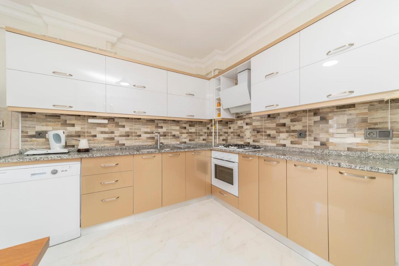 Central&pleasant Flat In Muratpasa *